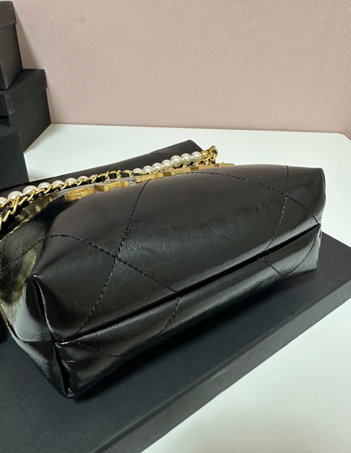 샤넬 메이크업 라인 진주 체인 숄더백 상품이미지5