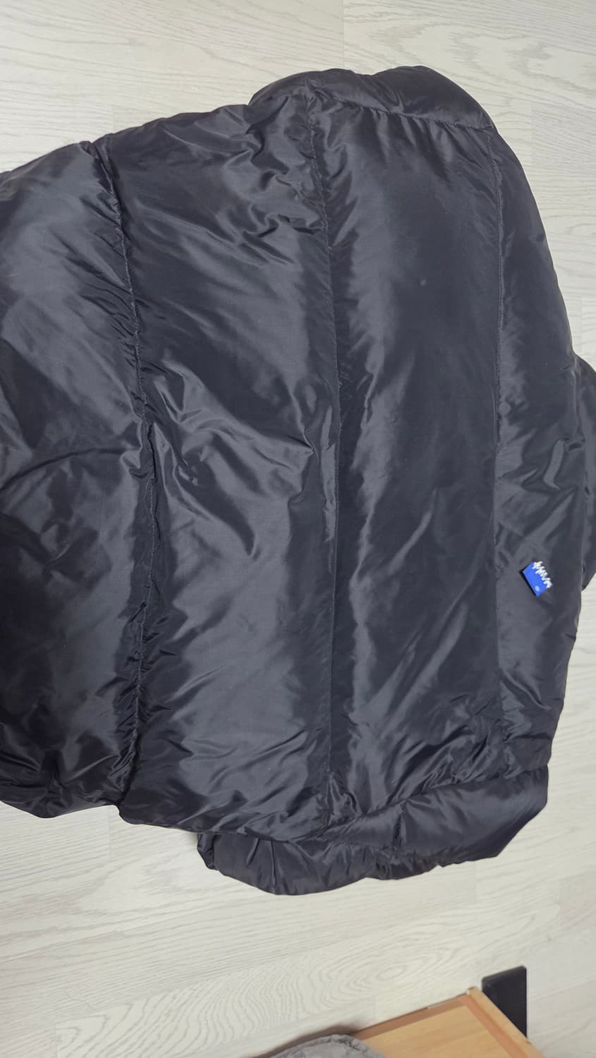 아더에러 시그니피컨트 패딩 블랙 색상 L  상품이미지2