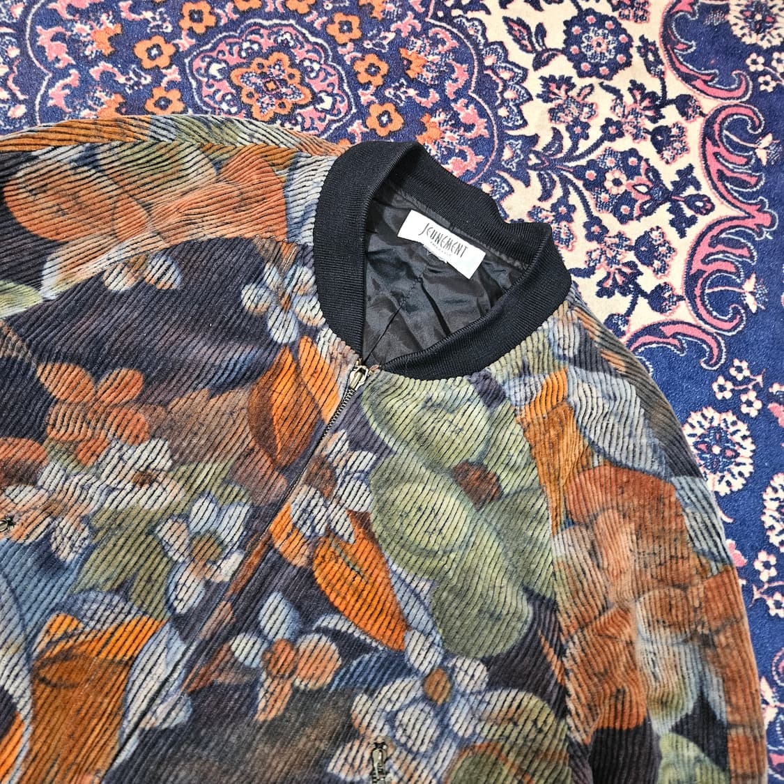 Jeunement 빈티지 코듀로이 플라워 패터니즈 봄버자켓 상품이미지3