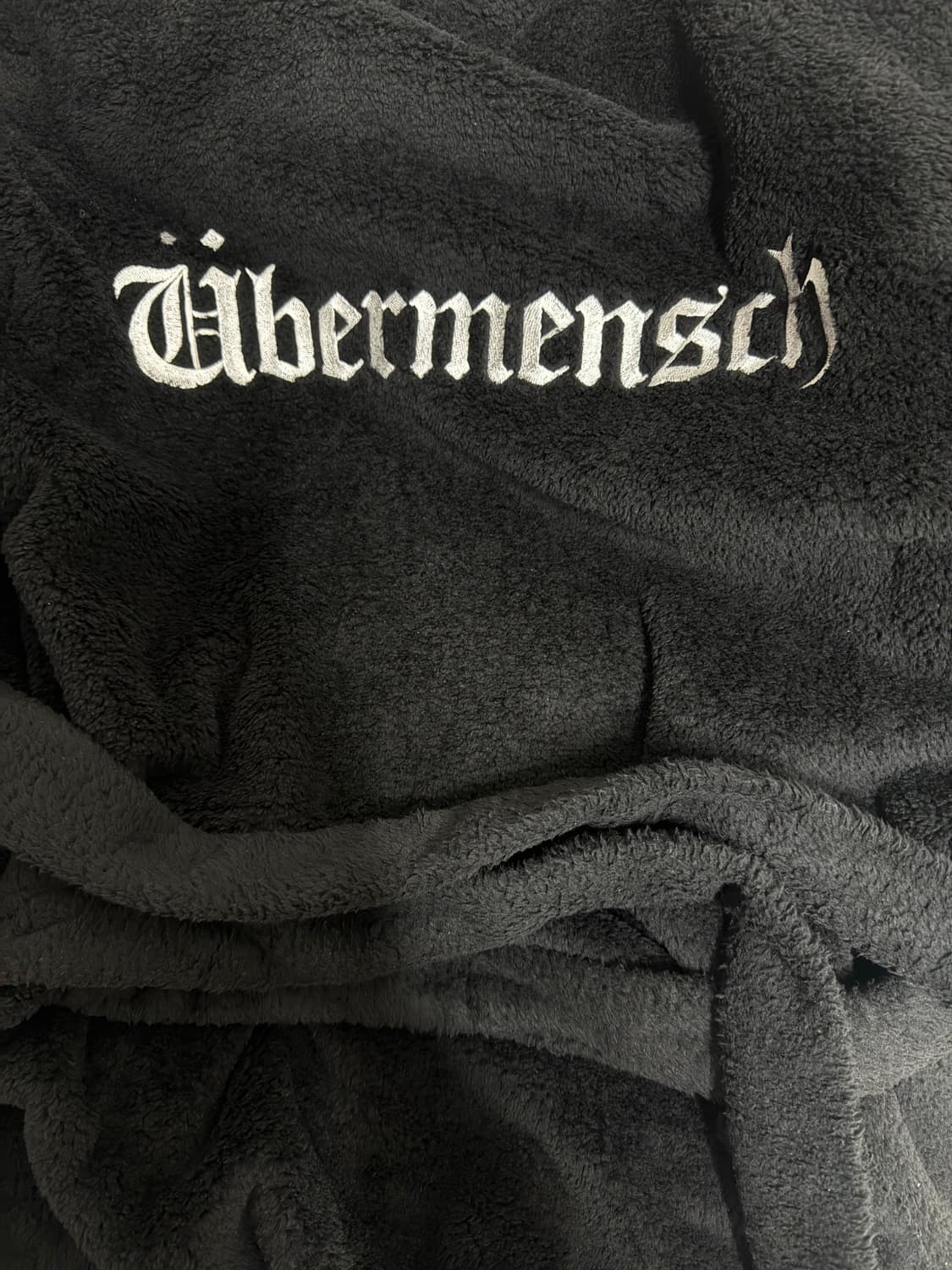 지드래곤 2025 위버멘쉬 투어 굿즈 로브  상품이미지4