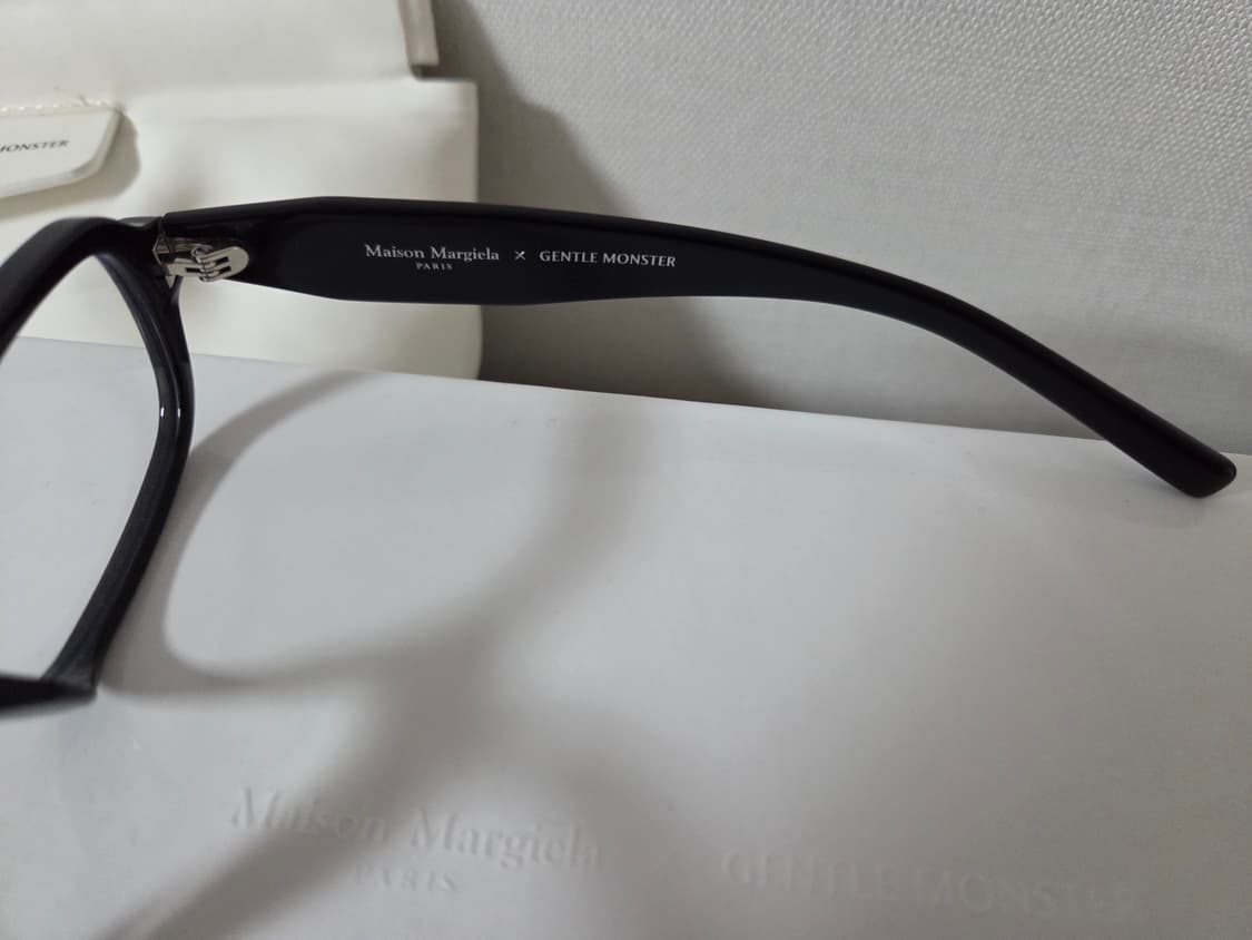 젠틀몬스터 × 메종마르지엘라 MM21001 판매합니다. 상품이미지5