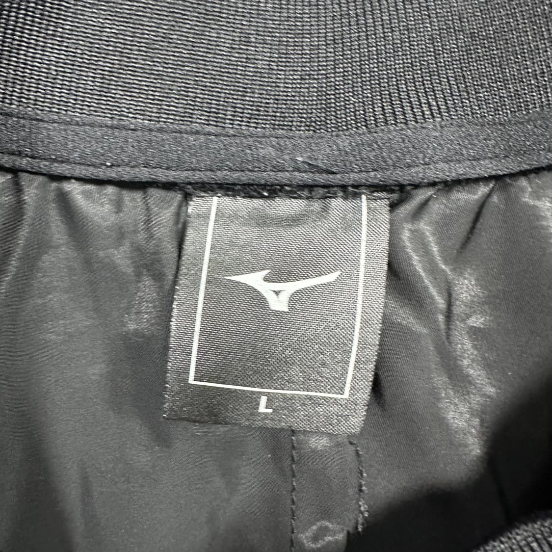 ✨ (바배) 미즈노 크로스키 우븐 블랙 웜업 바람막이 상품이미지3