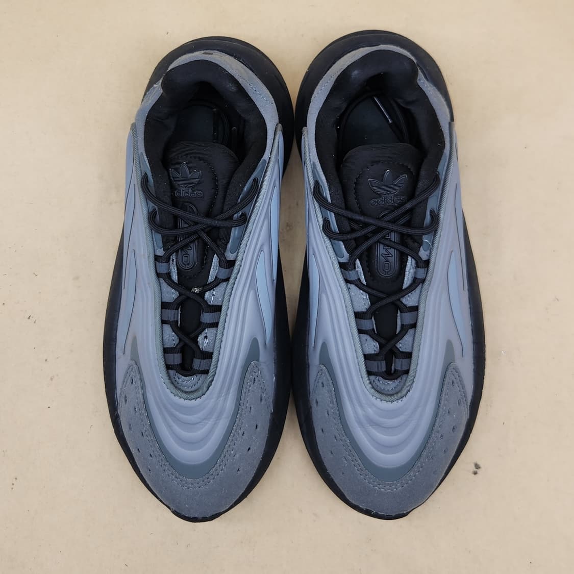 아디다스 오젤리아 그레이 여성운동화225 상품이미지2