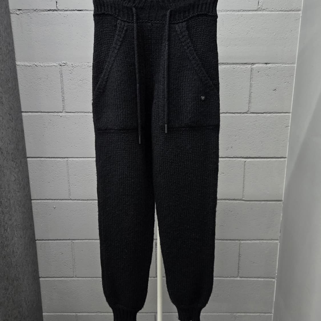샤넬 하트로고 울 알파카 조거팬츠 36 상품이미지2