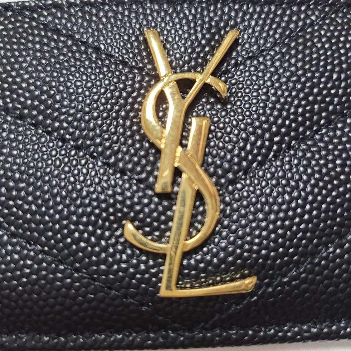 생로랑 카산드라 마틀라세 모노그램 카드지갑 블랙 금장 상품이미지2