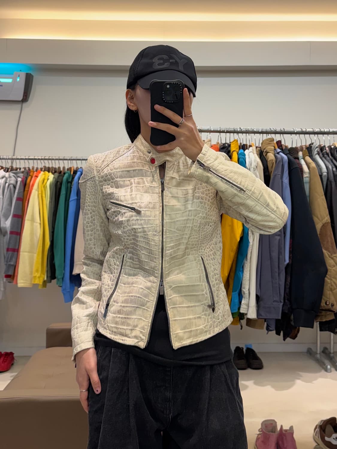 아르마니 콜레지오니 램스킨 크로커다일 엠보싱 레더 자켓 상품이미지7