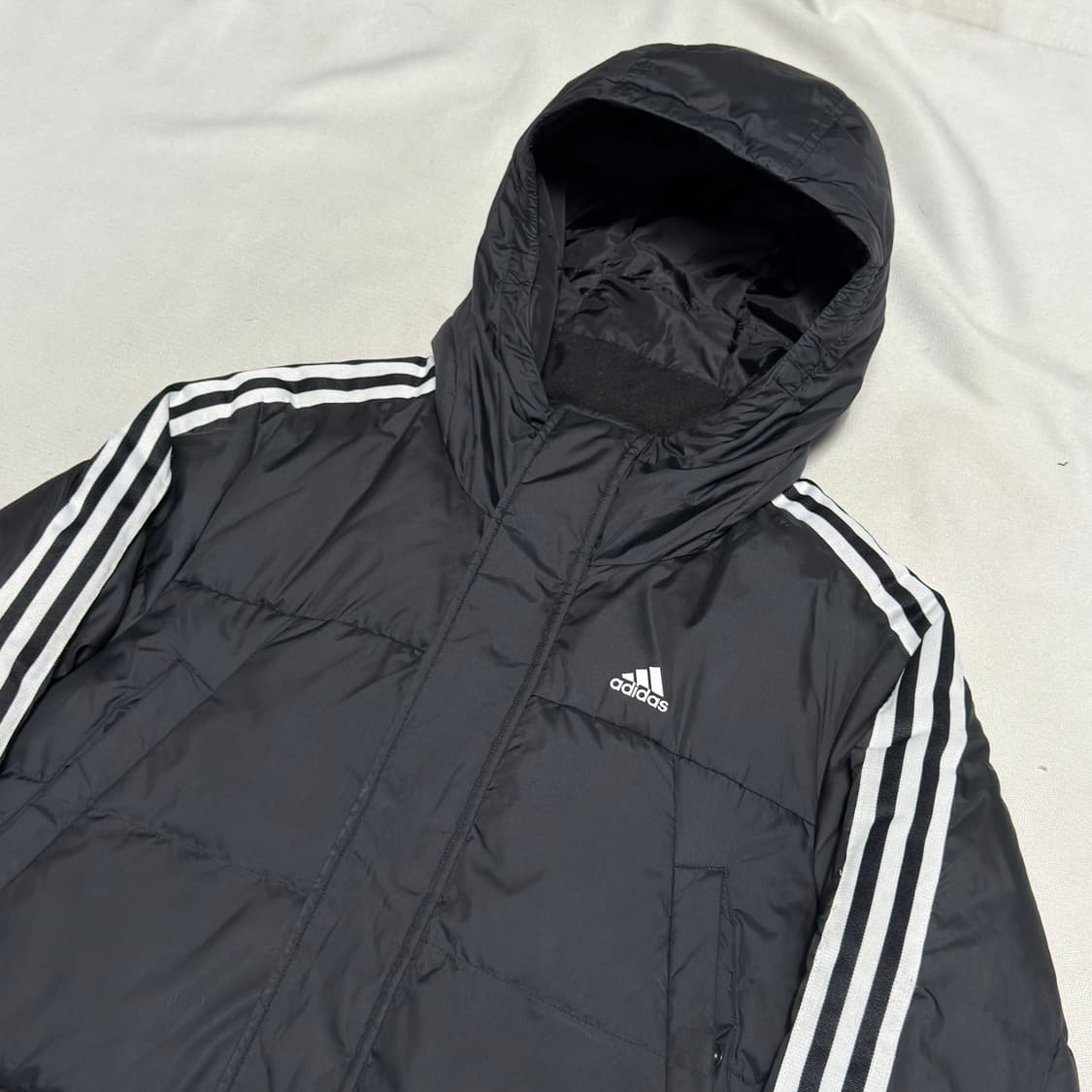 L 아디다스 화이트라인 블랙 후드 롱 패딩 상품이미지1