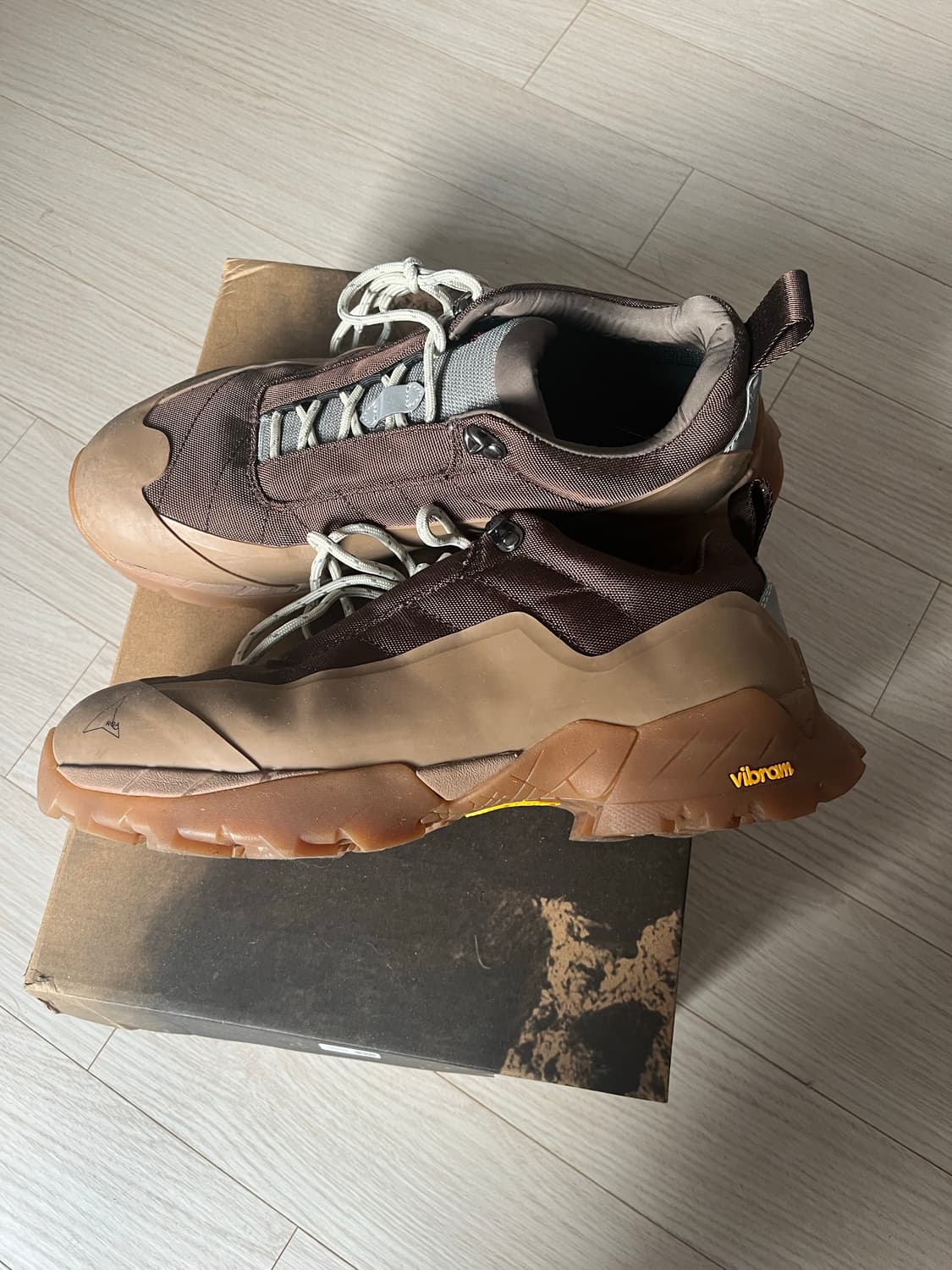 로아 하이킹 카타리나 브라운 검 상품이미지3