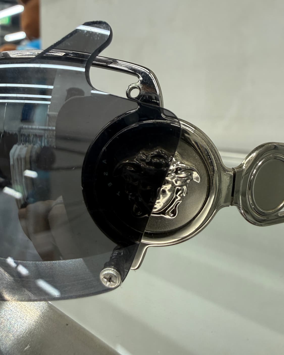 VERSACE 00s 메두사 메탈 프레임 선글라스 상품이미지3