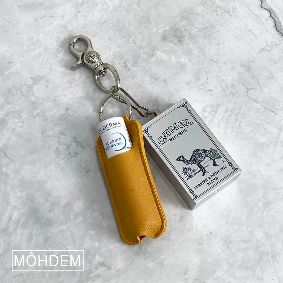 [Unsex] 립밤 가죽케이스 카멜 키링 열쇠고리 상품이미지4