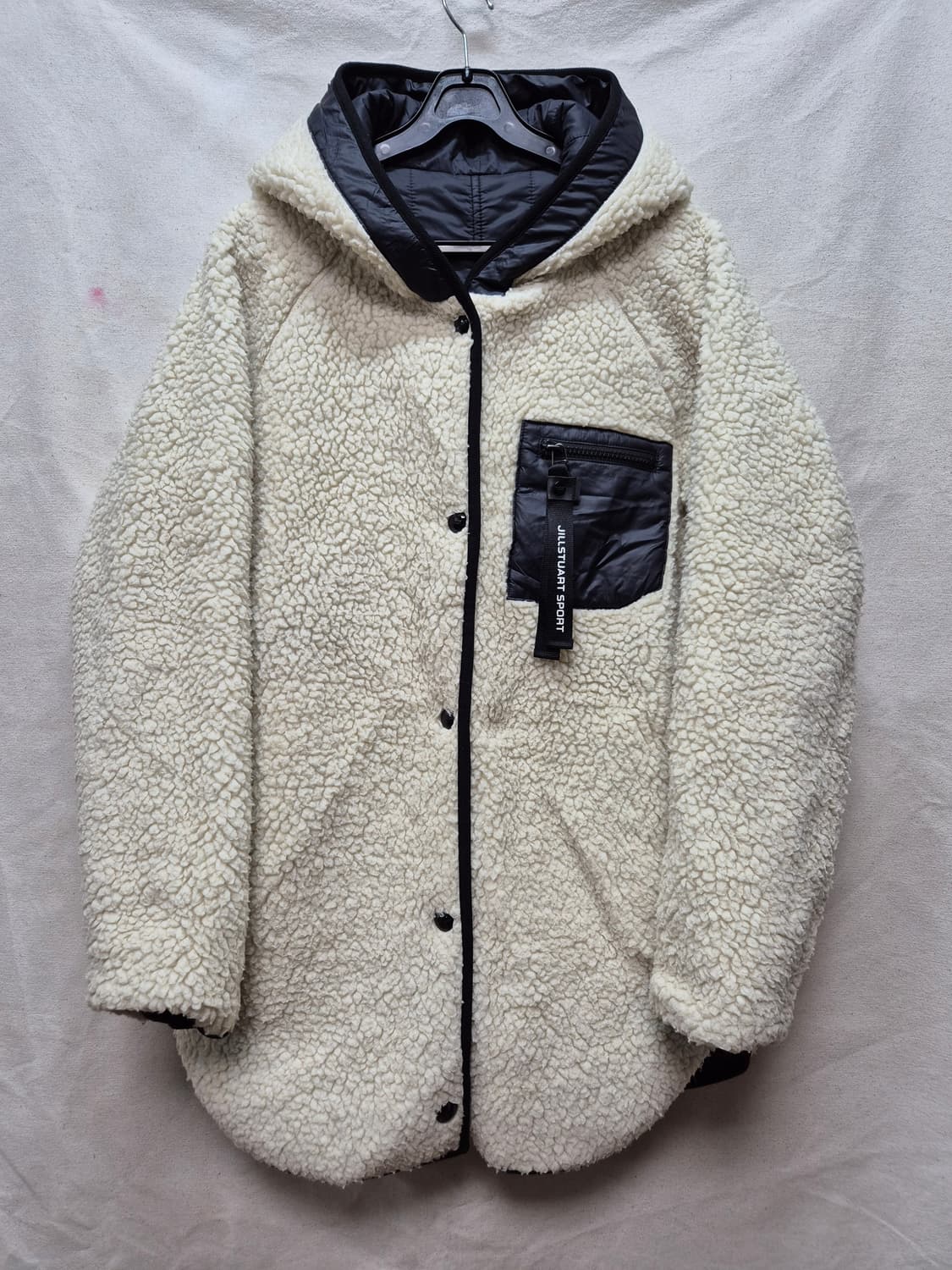 질스튜어트 리버시블점퍼 상품이미지4