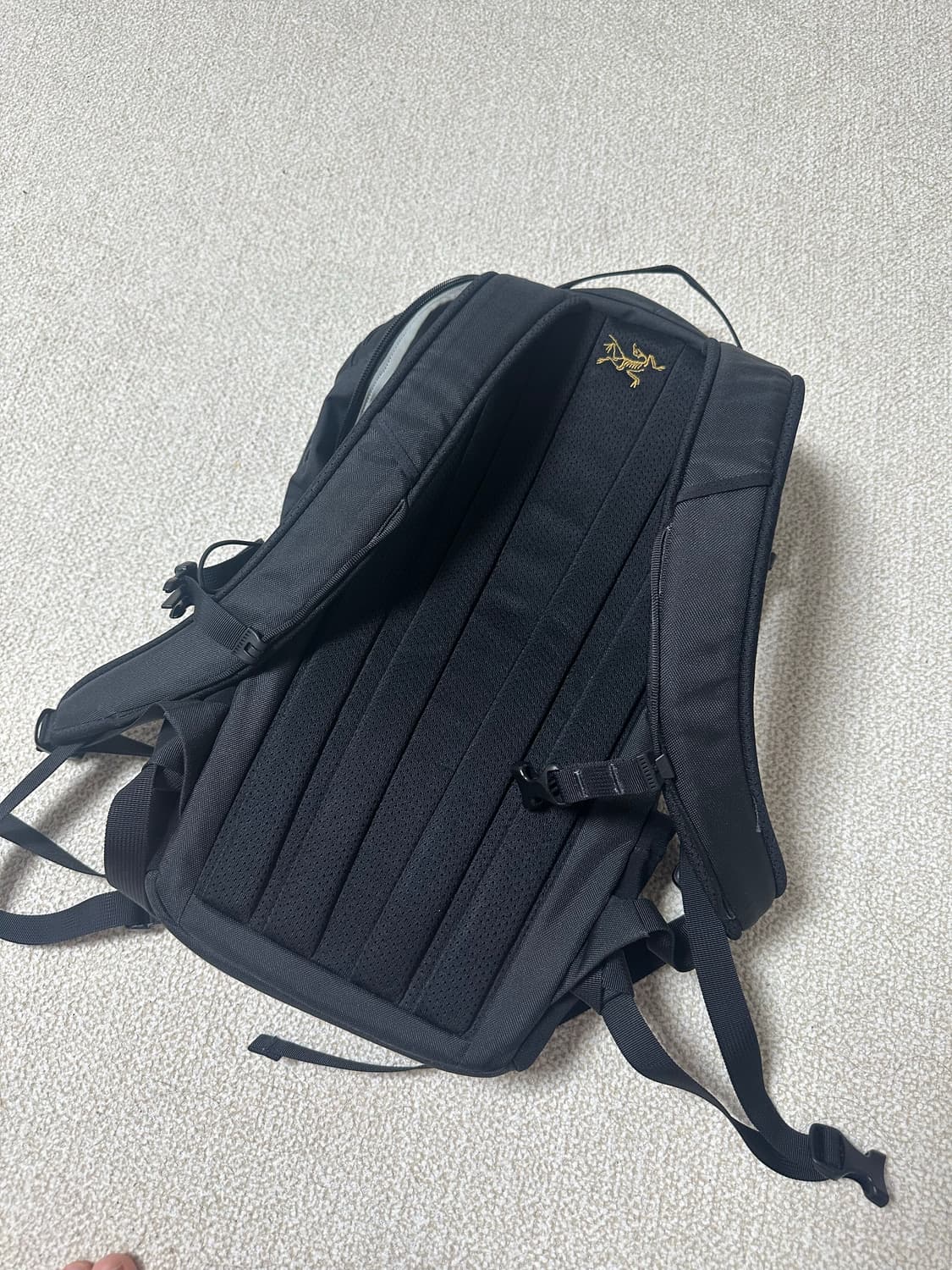 아크테릭스 맨티스16 블랙 상품이미지3