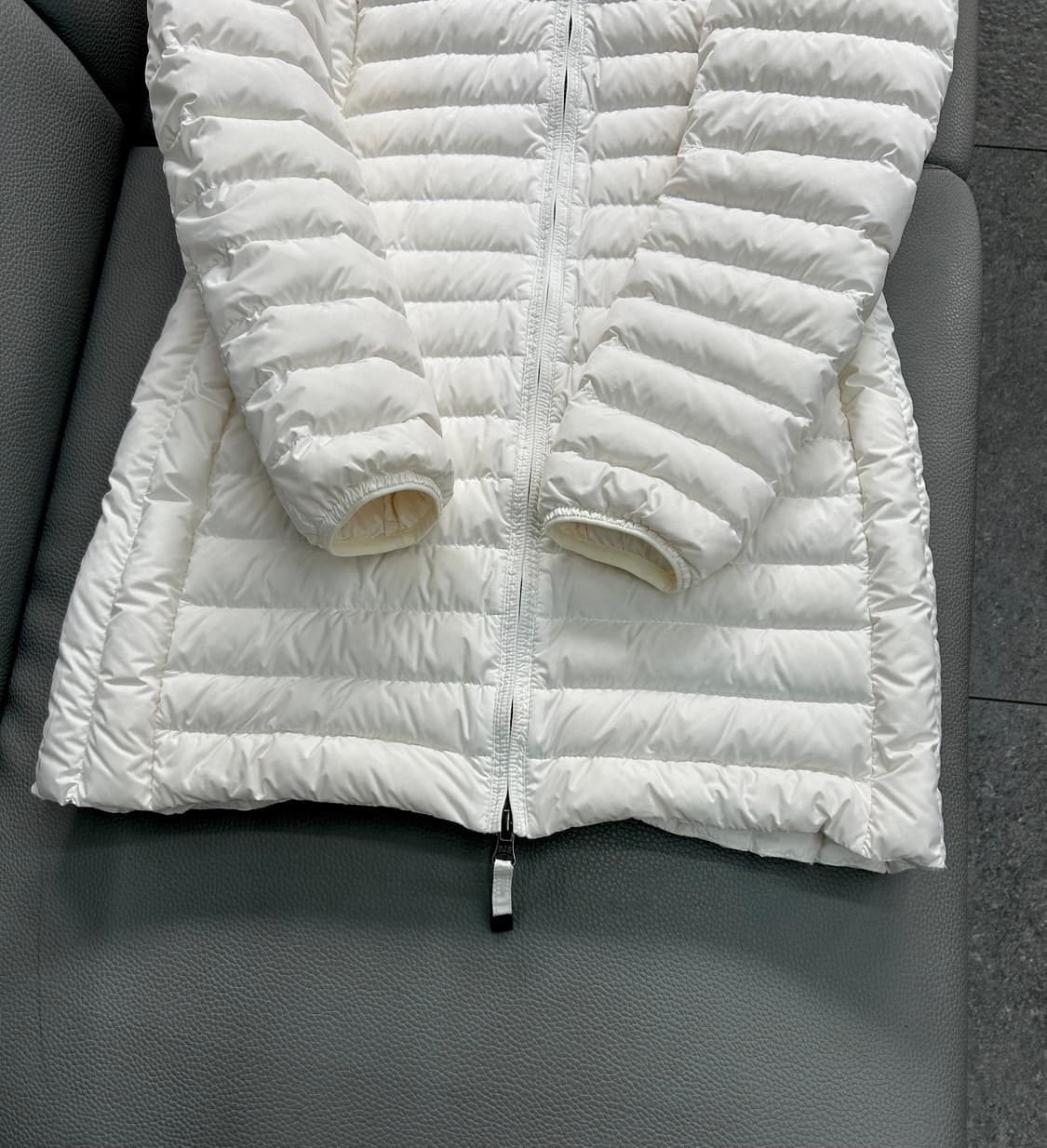 파라점퍼스 아이린 퀼팅 화이트 롱 경량 다운패딩(XS) 상품이미지5