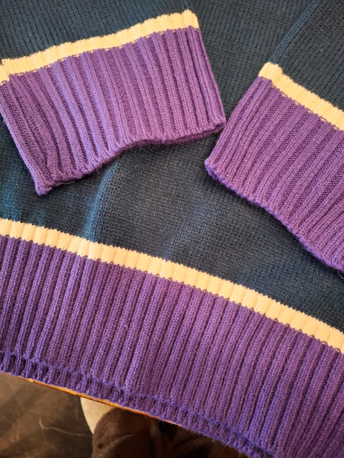 (마지막특가) 타게토 배색 니트 상품이미지4