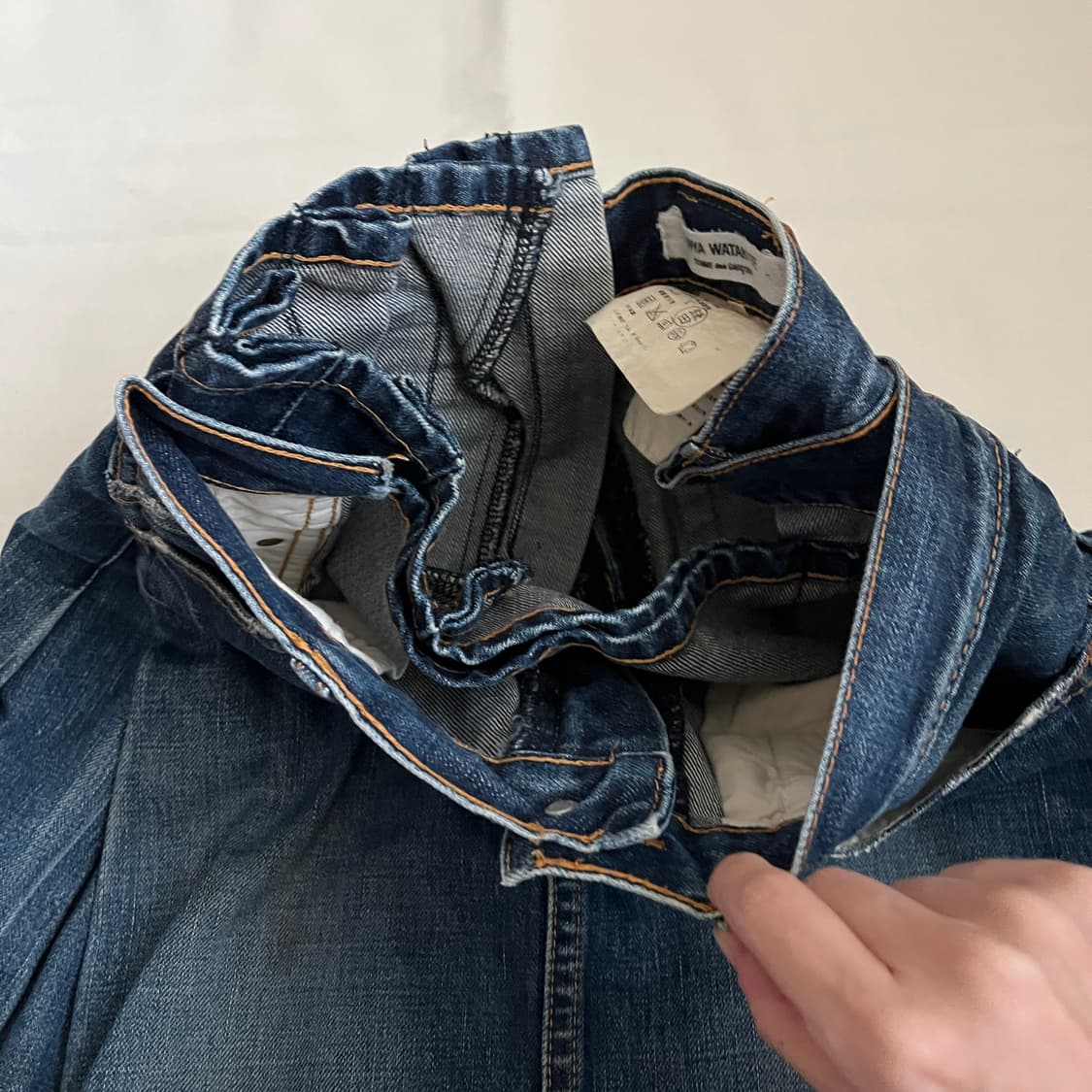 fw04 hip hung draped denim skirt 상품이미지7