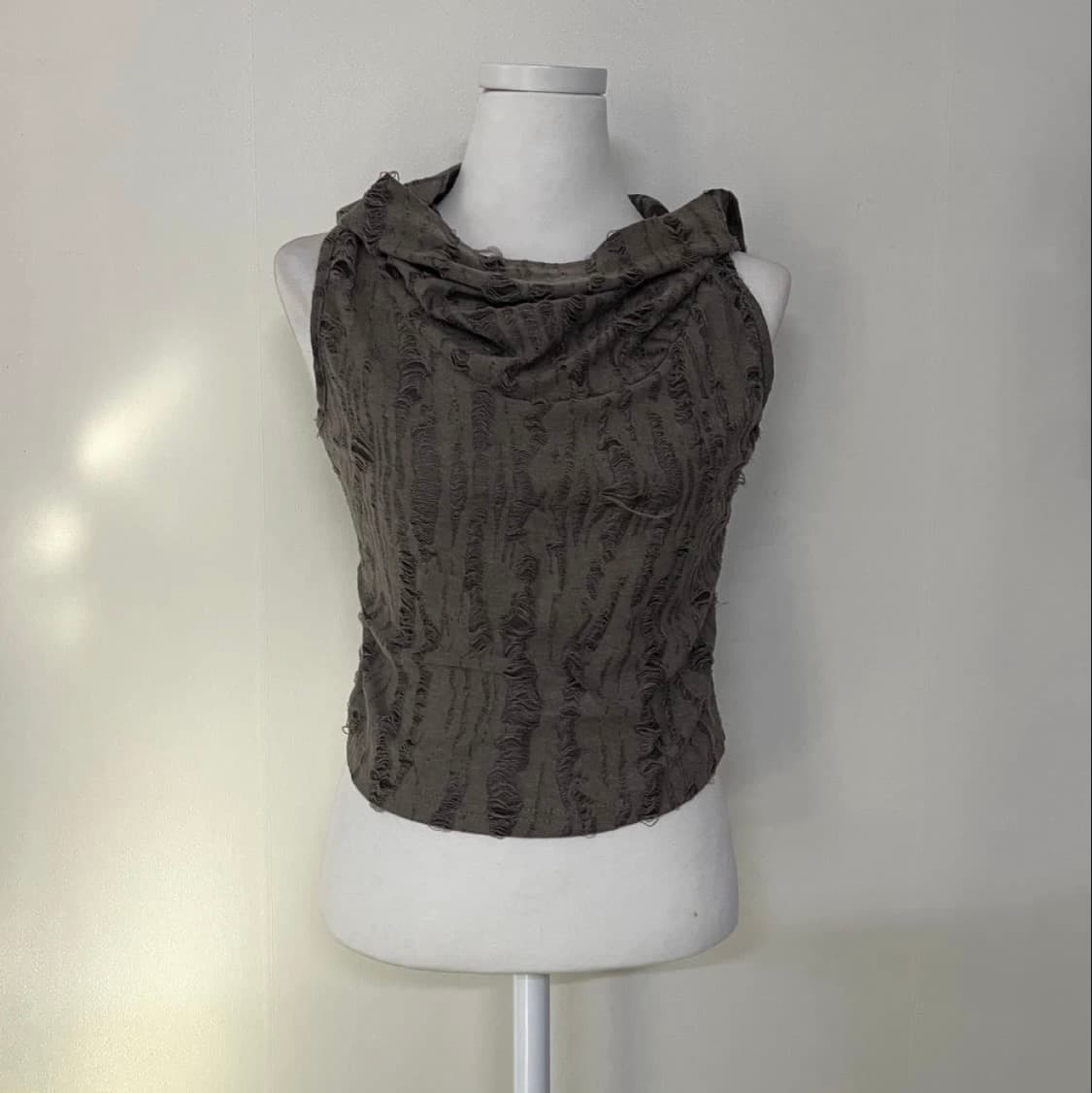 Vintage damages 민소매 후드티 상품이미지1