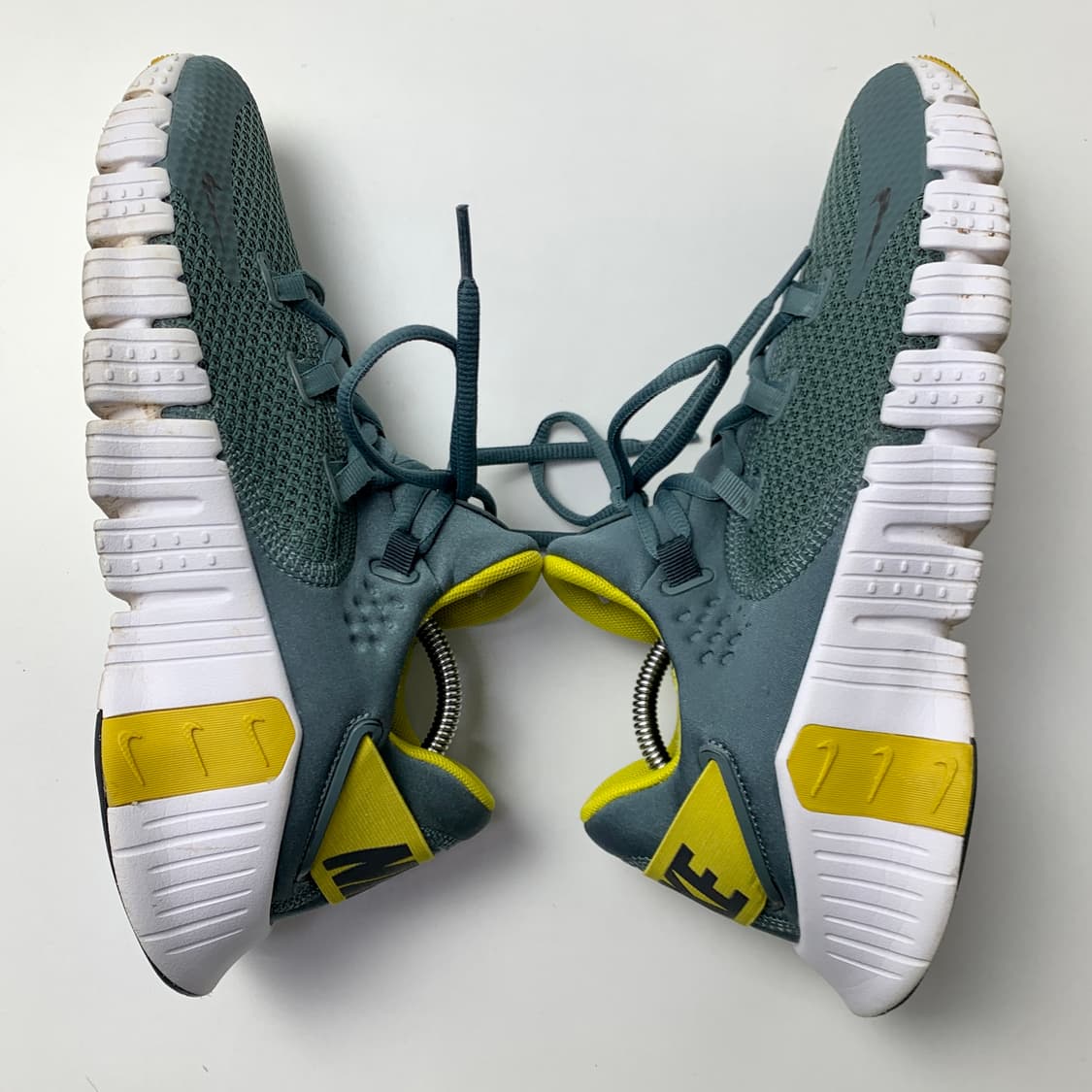 [265/정품] 나이키 프리 메트콘 4 남성 운동화 신발
 상품이미지3