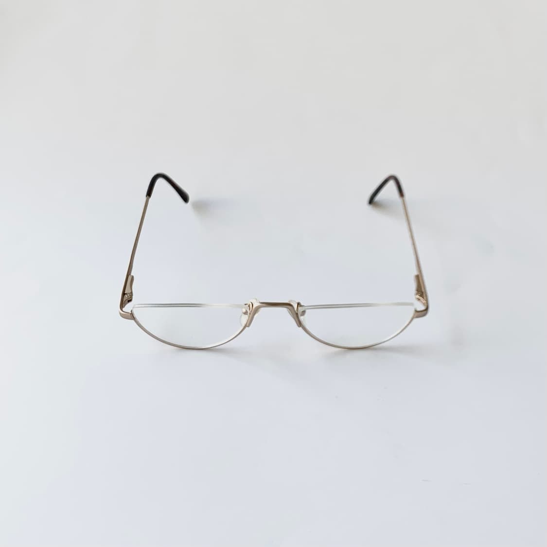 744 데드스탁 언더림 골드 무광 유니크 남녀공용 픽키안경 빈티지안경테 상품이미지2