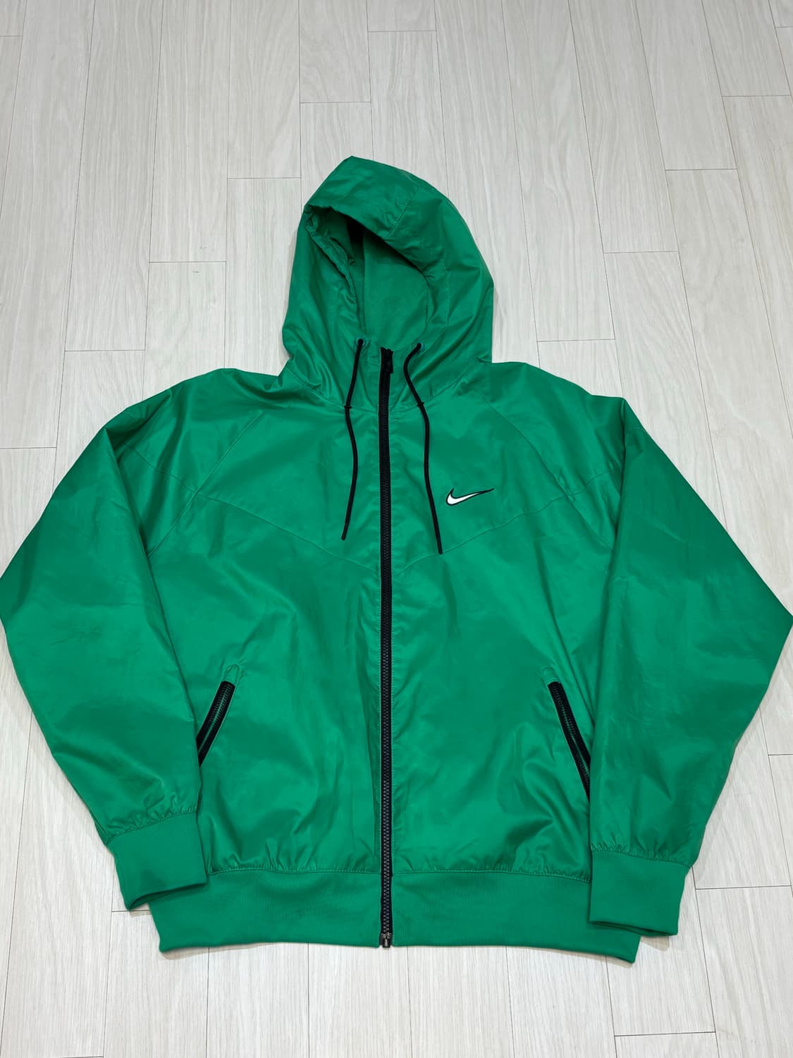 나이키 바람막이 상품이미지1