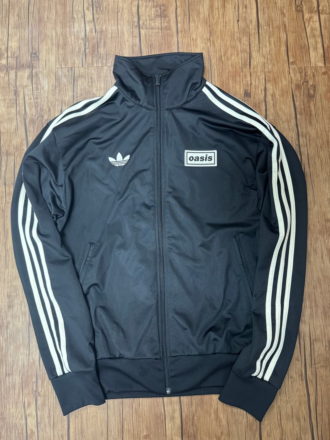 아디다스 오아시스 트랙탑 상품이미지1