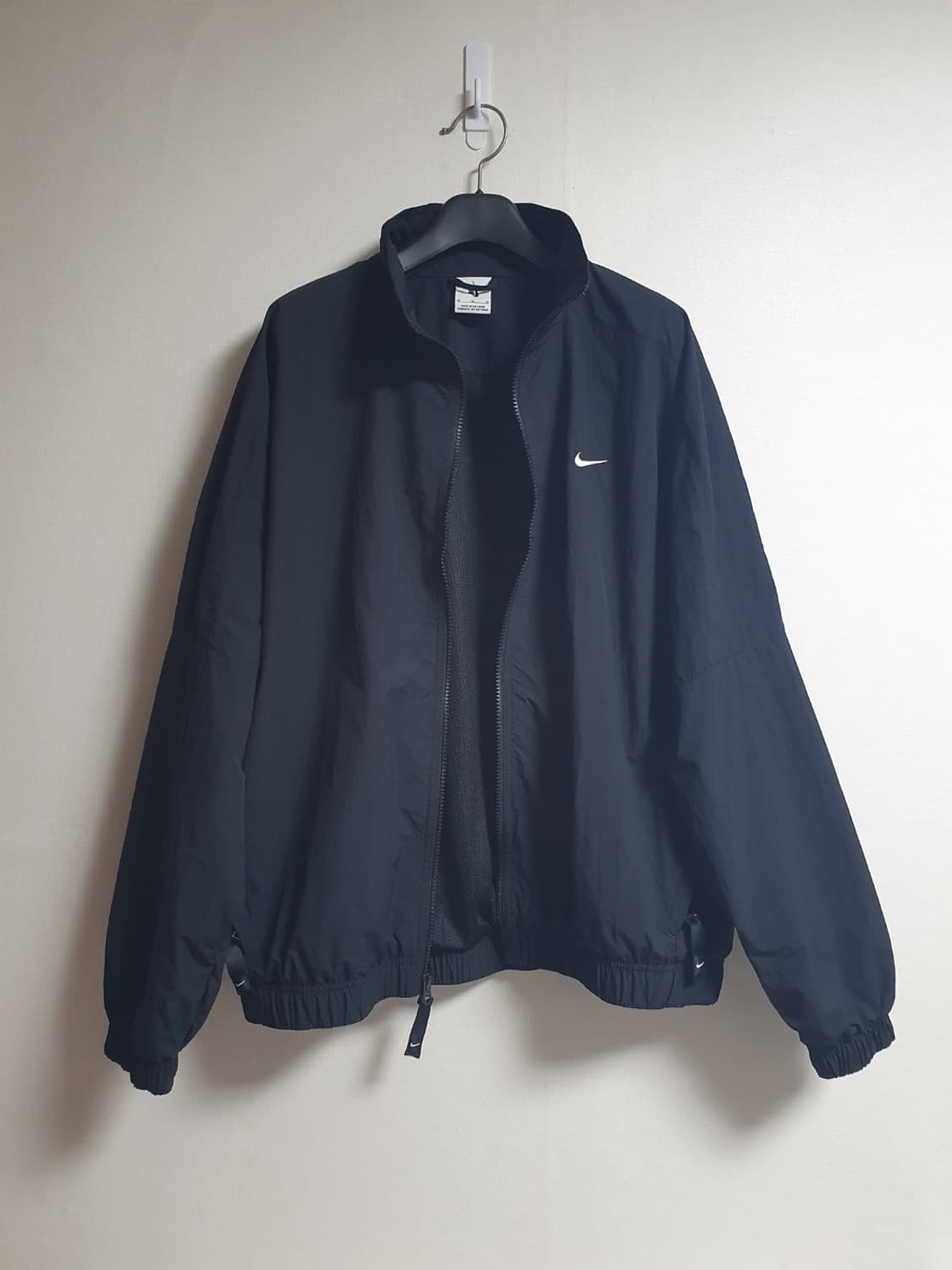 나이키 트랙탑 솔로 스우시 우븐 트랙 재킷 M 상품이미지3