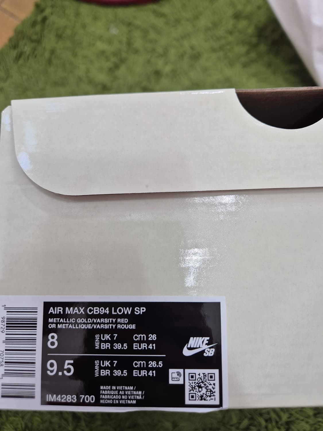 나이키 x 슈프림 SB 에어 맥스 2 CB 94 로우 골드 메탈릭 골드  상품이미지2