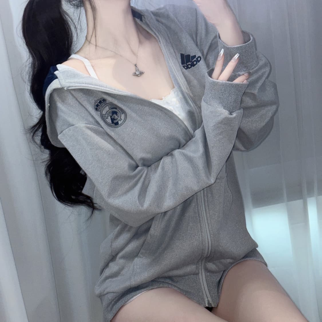 🐰아디다스 레알 마드리드 그레이 유일 매물 후드집업🪽 상품이미지2