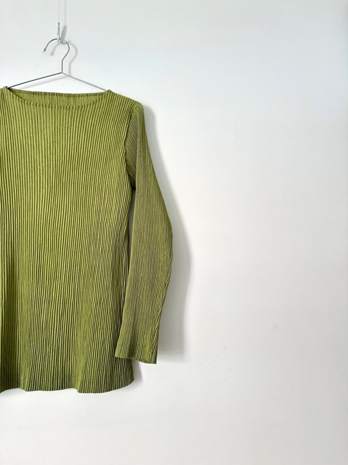 Basic pleats top / apple green 상품이미지5