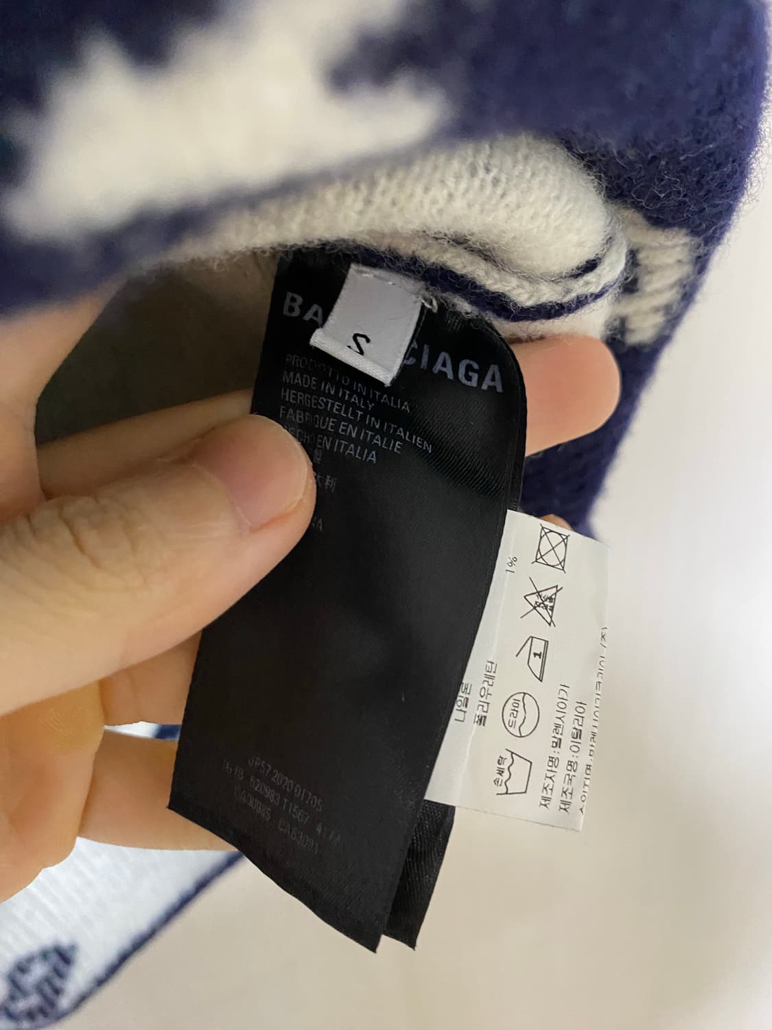 발렌시아가 멀티 로고 니트 네이비 s 상품이미지4