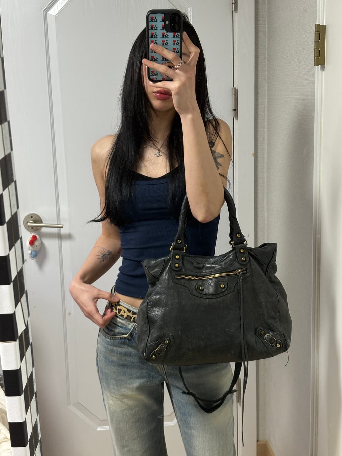 키티키링 증정)발렌시아가 모터백 블랙 상품이미지1