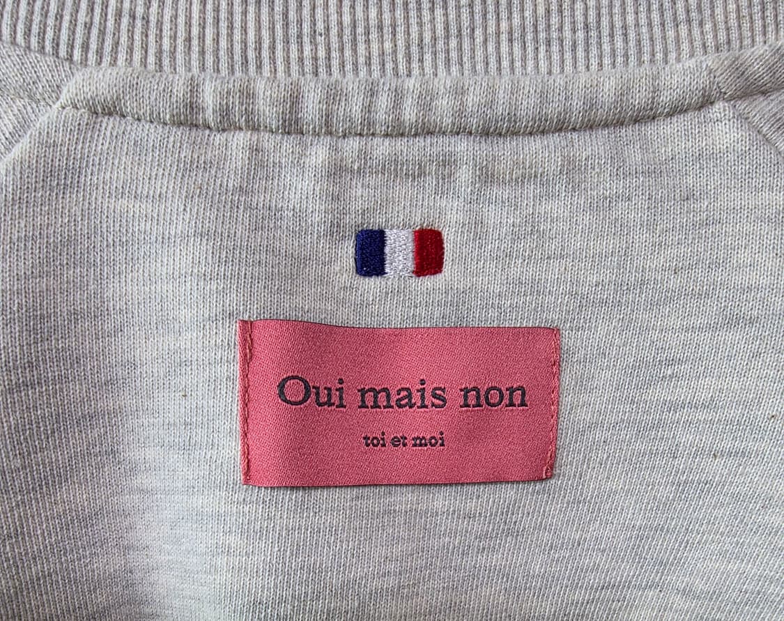 위메농(Oui mais non) 브이넥 맨투맨 상품이미지3