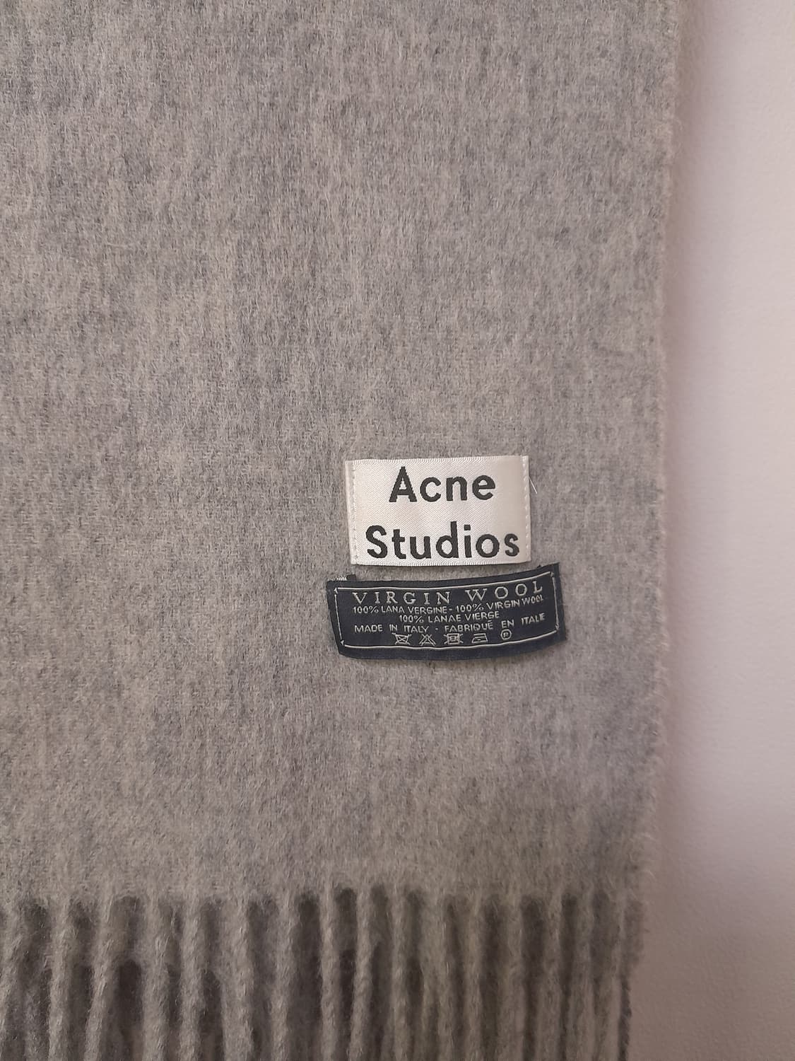 아크네 스튜디오 그레이 와이드 울머플러 72*200 상품이미지2