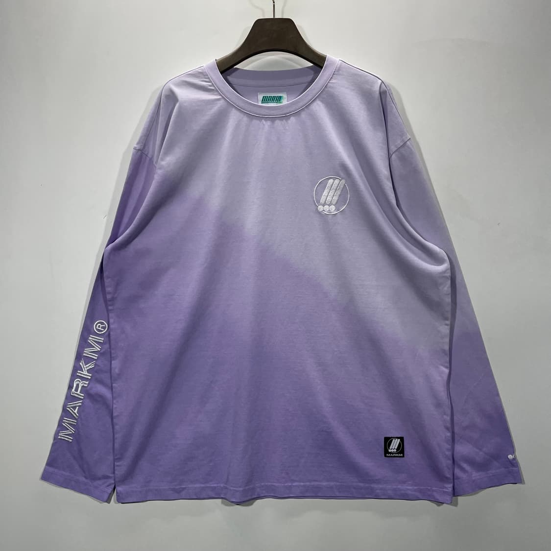 MARKM 마크엠 퍼플 그라데이션 긴팔 티셔츠 상품이미지1