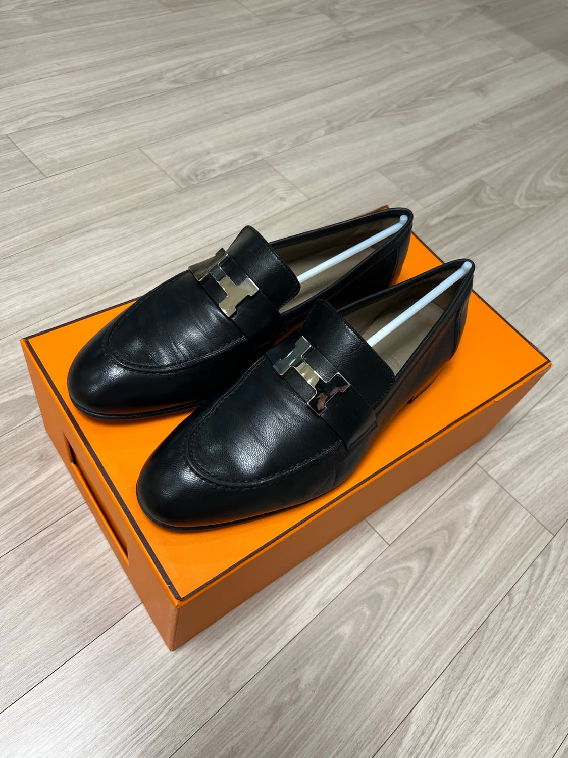 에르메스 / 파리로퍼 은장 블랙 / 40 상품이미지1