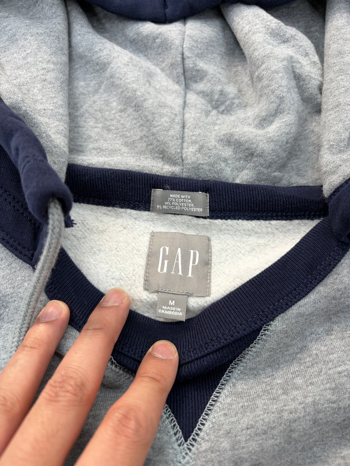 GAP 빅로고 투톤 후드 스웻셔츠 상품이미지3