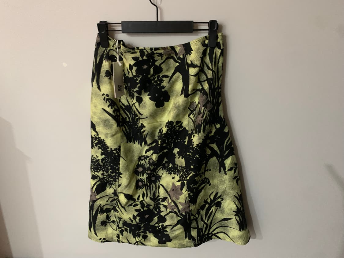 ARC SILK PRINT SKIRT (LEMON SHADOW) 상품이미지1