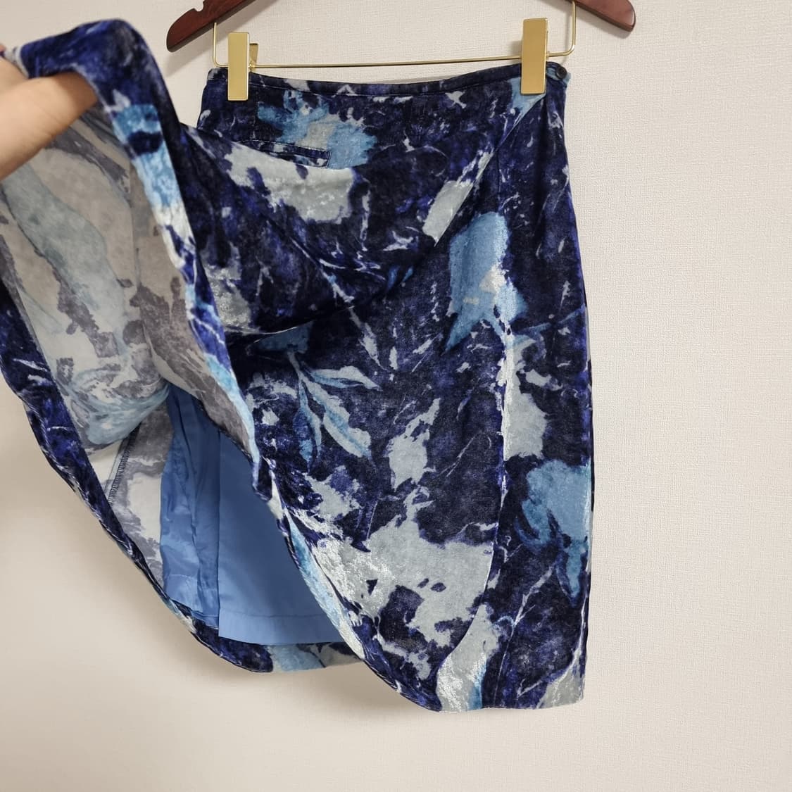 오일릴리 벨벳 랩 스커트 치마 (26인치/표기38) 상품이미지6