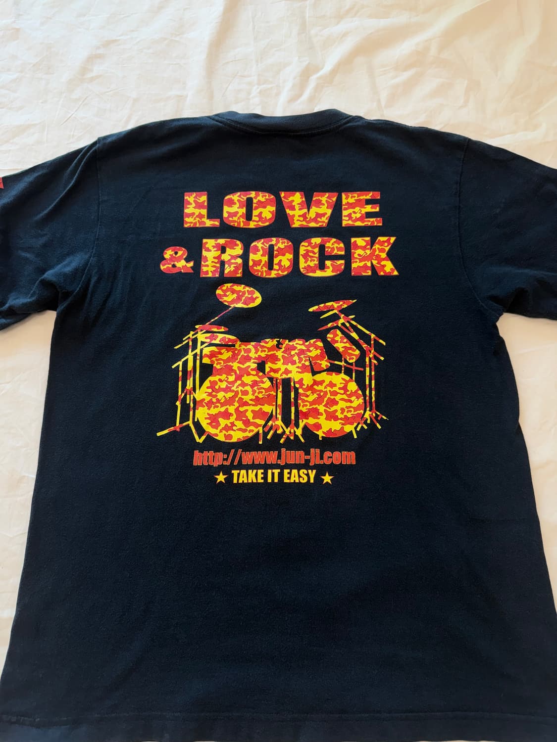 Jun-Ji Love & Rock 그래픽 반팔 티셔츠 상품이미지5