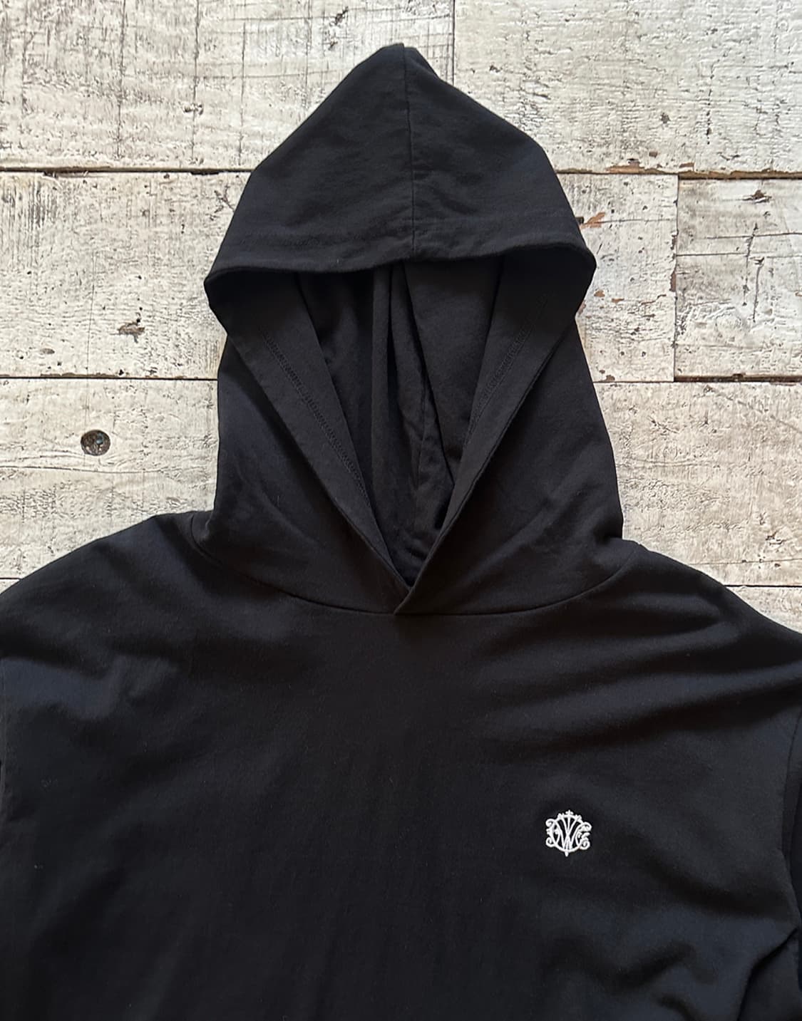 [최저가] INNIR 모노그램 후드 티셔츠 블랙 상품이미지5