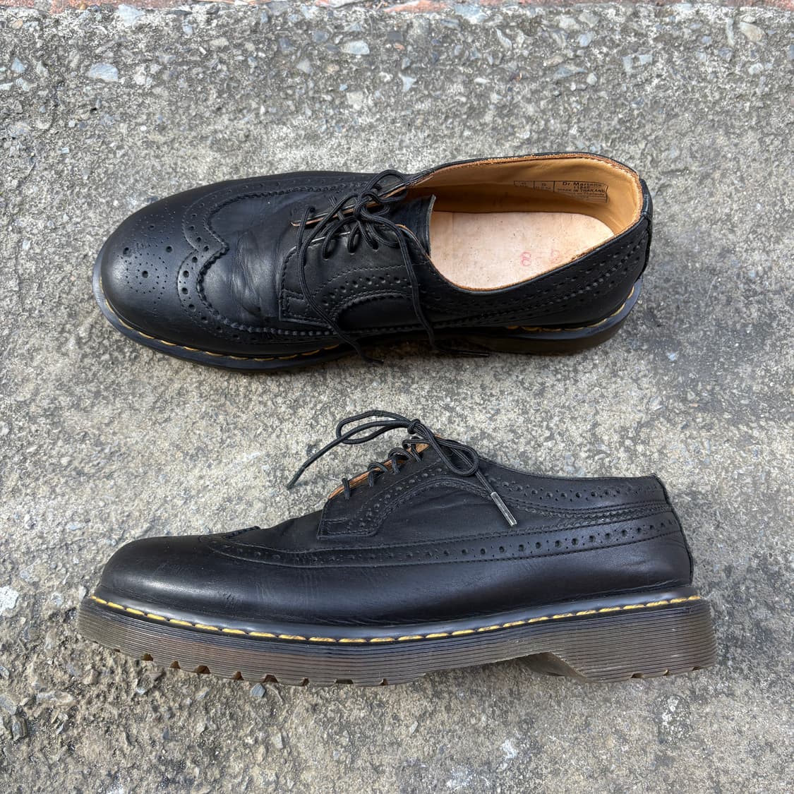 Dr. Martens 닥터마틴 윙팁 로퍼 (270) 상품이미지2