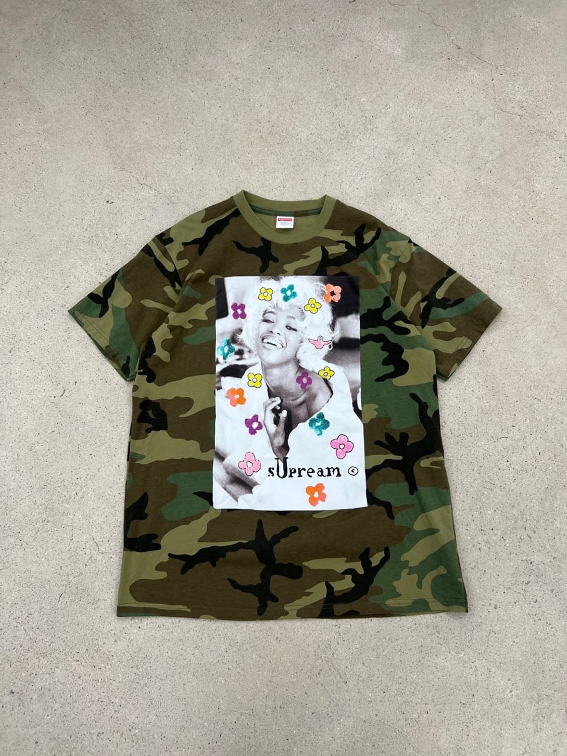 슈프림 20SS 우드랜드 카모 나오미 반팔 티셔츠 상품이미지1