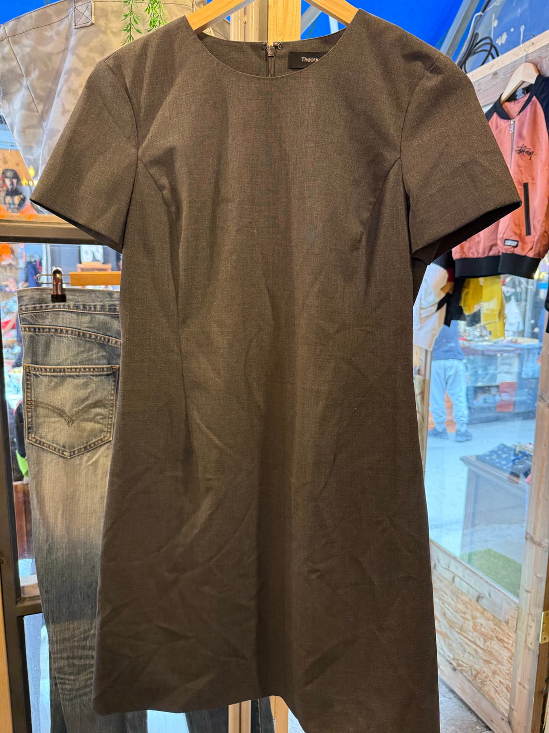 띠어리 그레이 반팔 원피스 상품이미지1