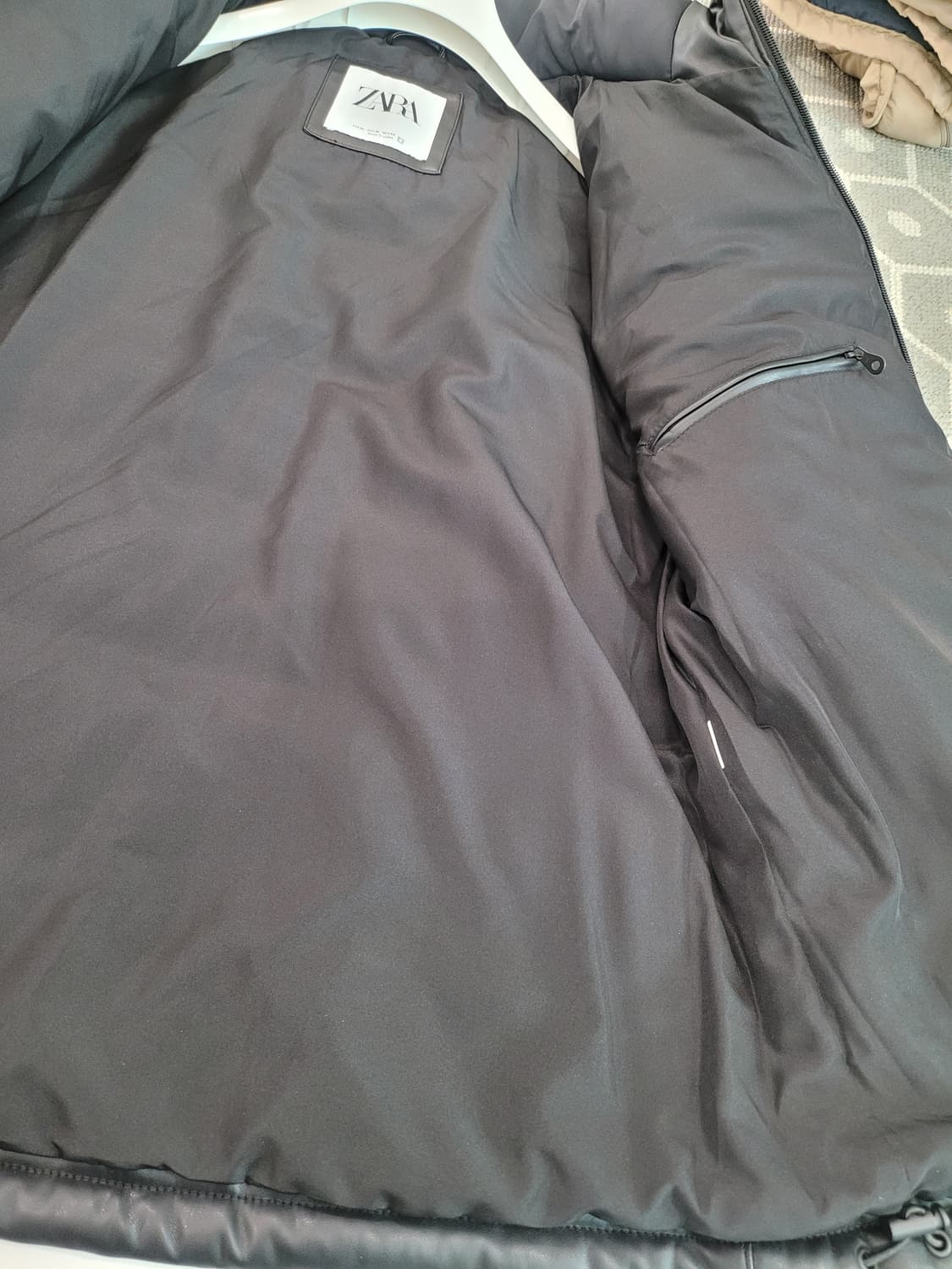새상품 xl 자라 ZARA 가죽 후드 패딩 상품이미지6