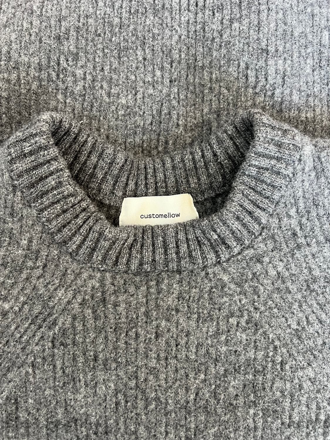 커스텀멜로우 남성 그레이 라운드울니트  상품이미지5