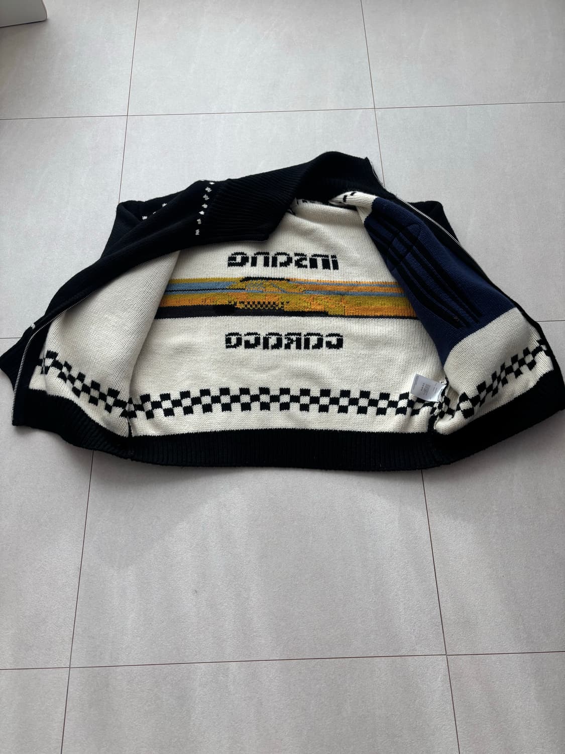 [L] 인세인개러지 인사일런스 자카드 니트집업자켓 상품이미지5