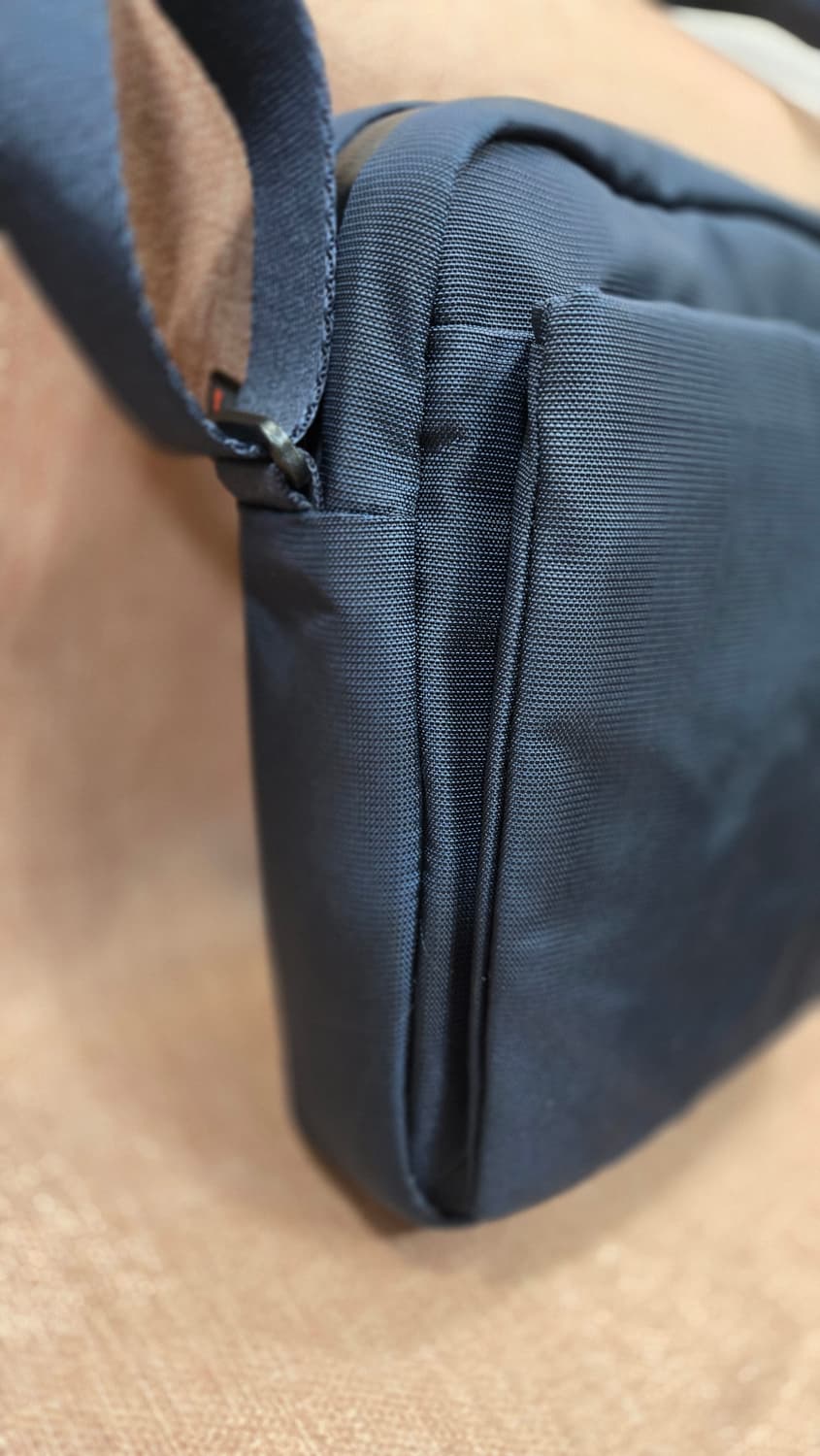 쌤소나이트- 레드 네이비 크로스백 상품이미지3