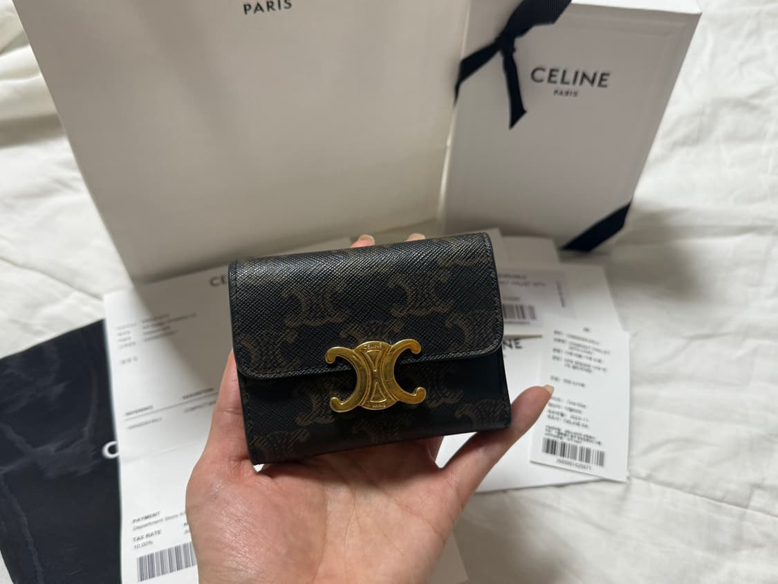 셀린느 트리온프 캔버스 & 램스킨 컴팩트 월렛 위드 코인 탄 상품이미지1