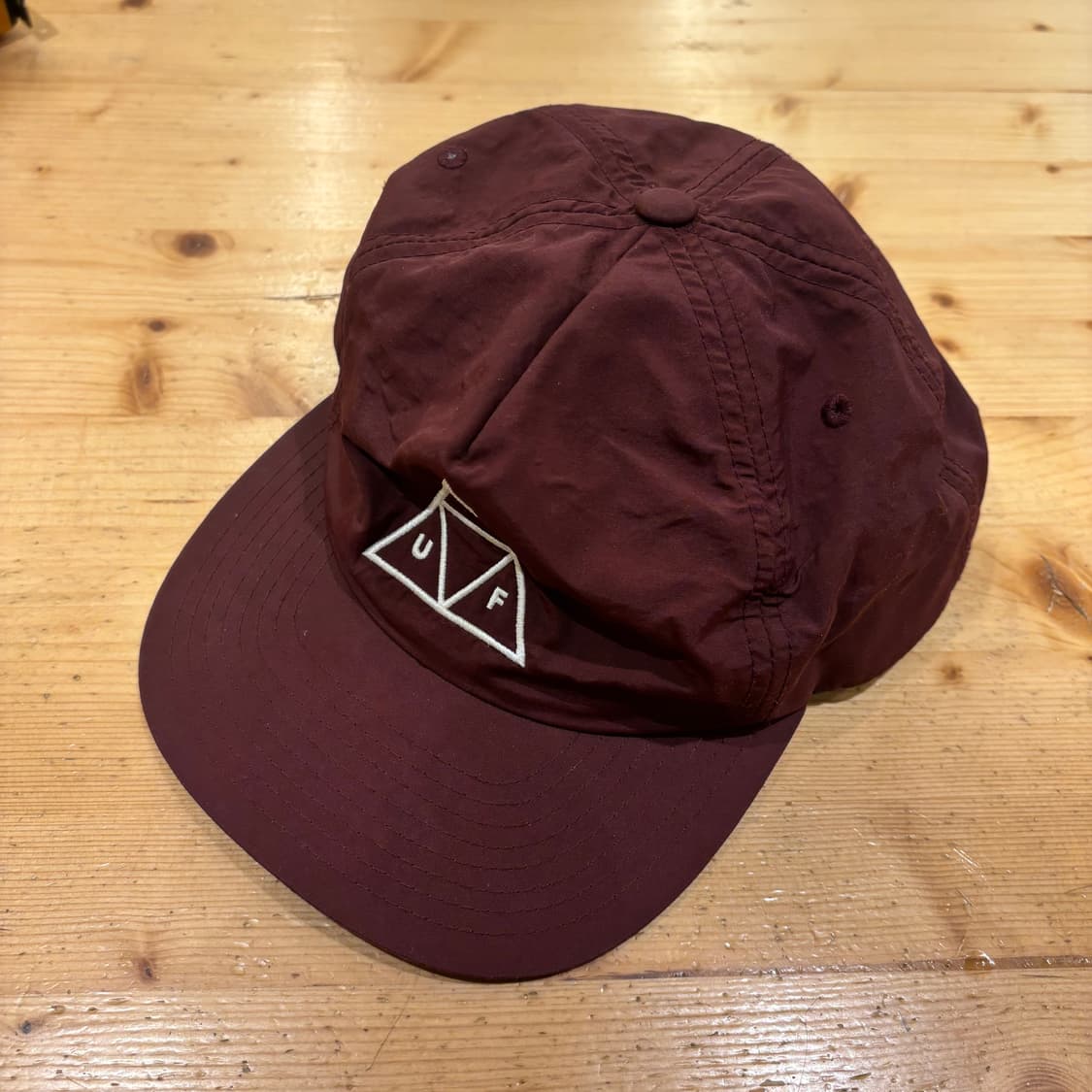 허프 버건디 스몰로고 캠프캡 상품이미지1