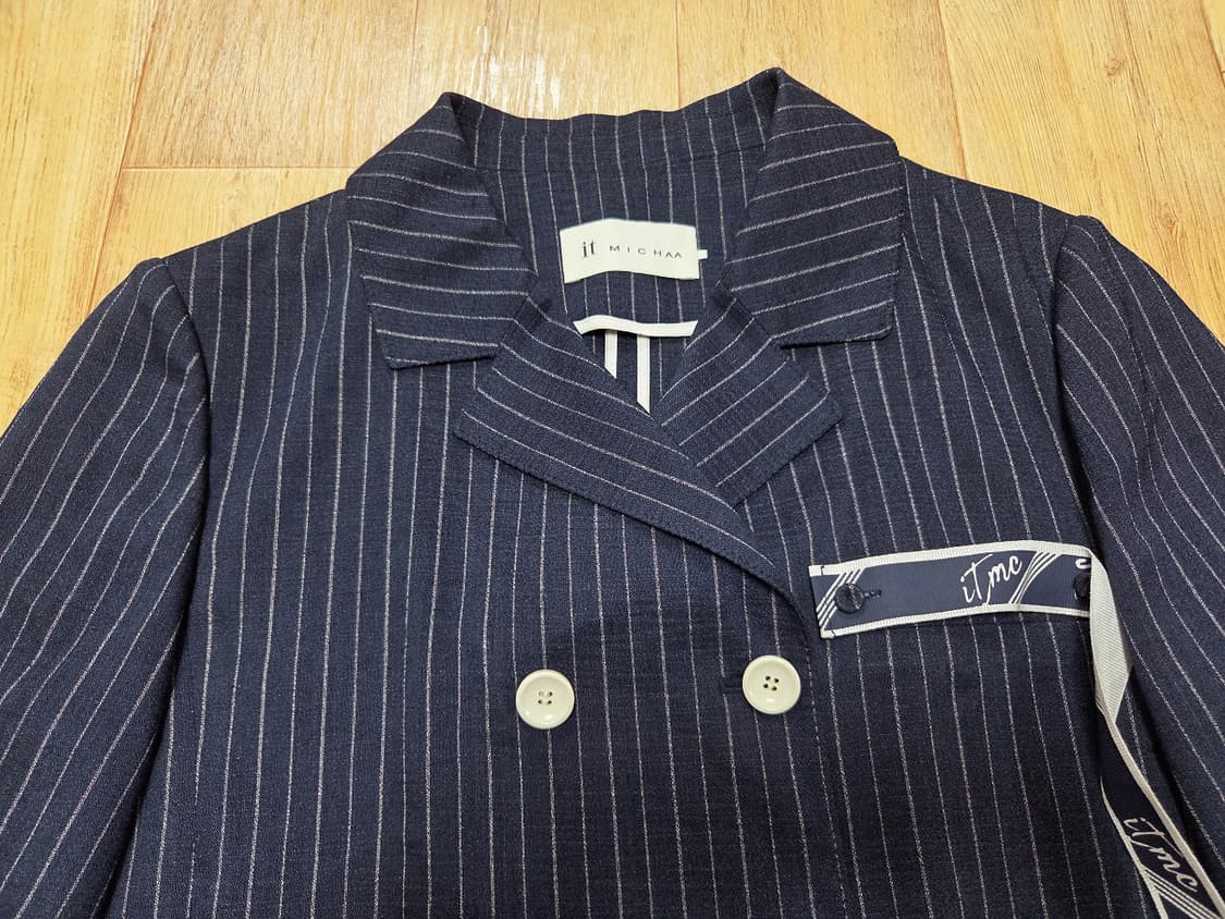 잇미샤(it michaa) 레터링포인트 린넨자켓 55-66 새상품 상품이미지4