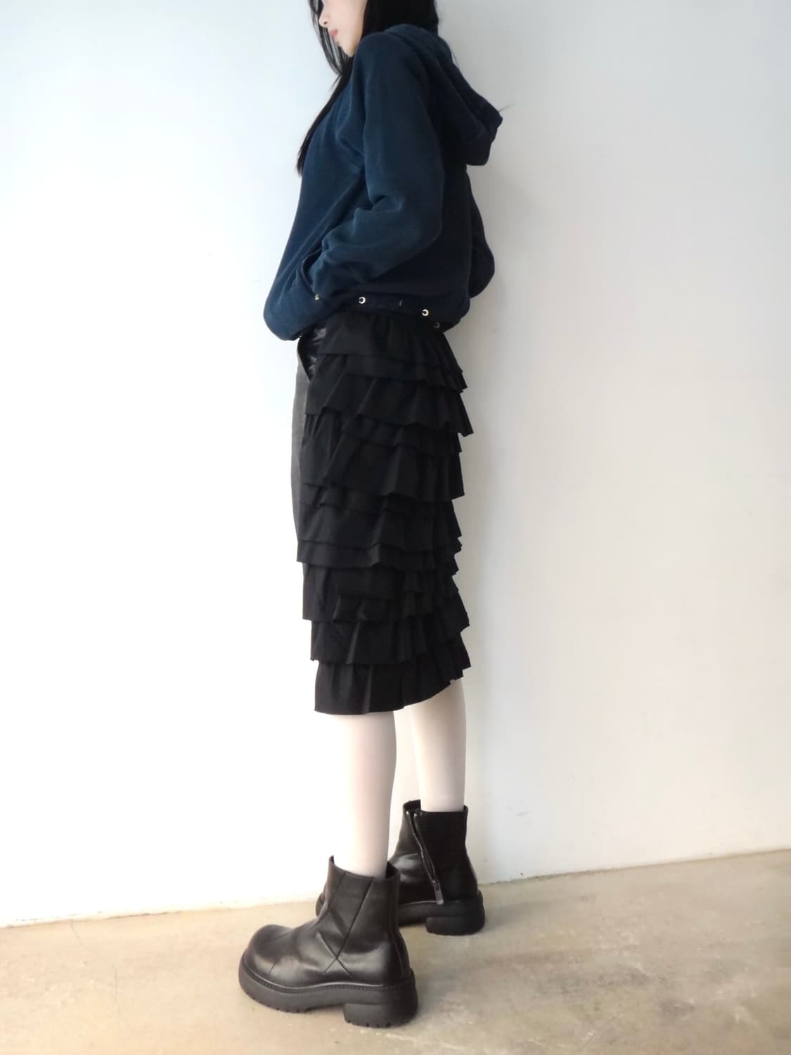 Facade leather & flare skirt / black 상품이미지1